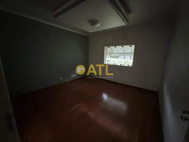 Sala com 475m², à venda, no bairro Centro em Ourinhos