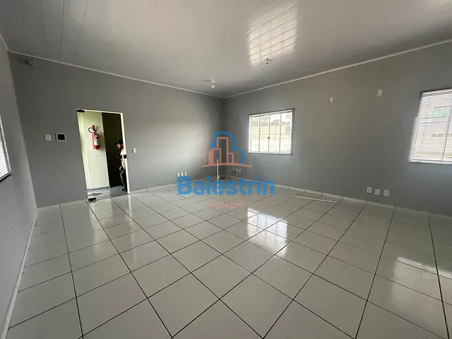 Sala para alugar, no bairro Centro em Fraiburgo