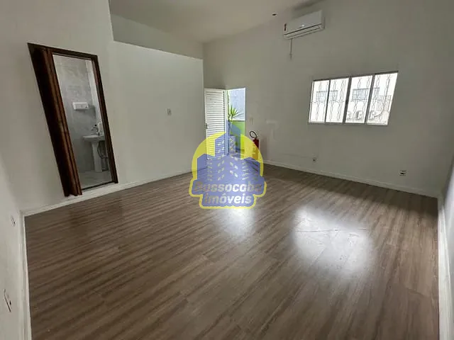 Sala com 40m², para alugar, no bairro Vila Silva Ribeiro em Carapicuíba