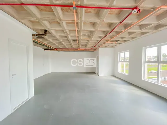 Sala à venda ou para alugar, no bairro Bela Suiça em Londrina