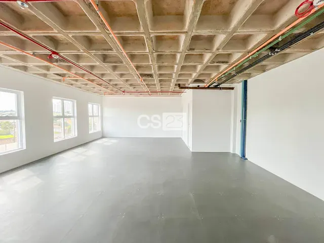 Sala à venda ou para alugar, no bairro Bela Suiça em Londrina
