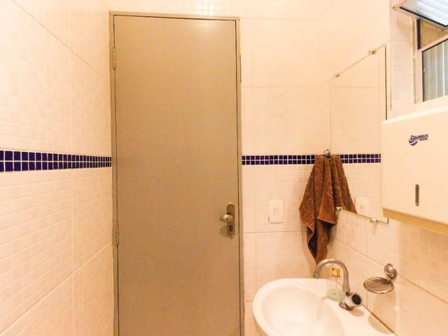 Sala à venda, no bairro Guaiauna em São Paulo