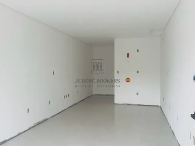 Sala com 34m², à venda, no bairro Jurerê em Florianópolis
