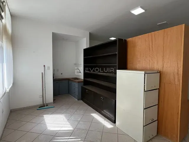 Sala para alugar, no bairro Setor Central em Goiânia