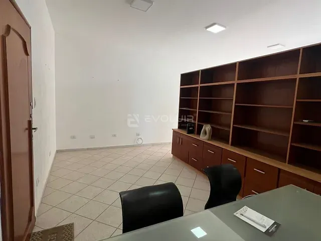 Sala para alugar, no bairro Setor Central em Goiânia