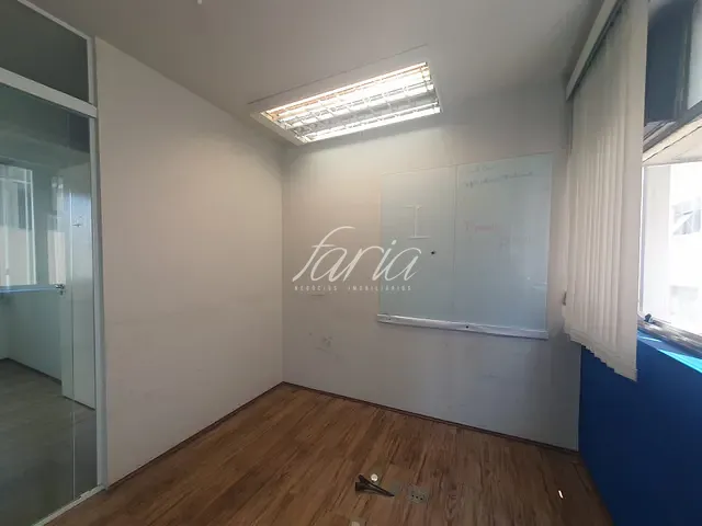 Conjunto comercial com 76m², à venda, no bairro Paraíso em São Paulo