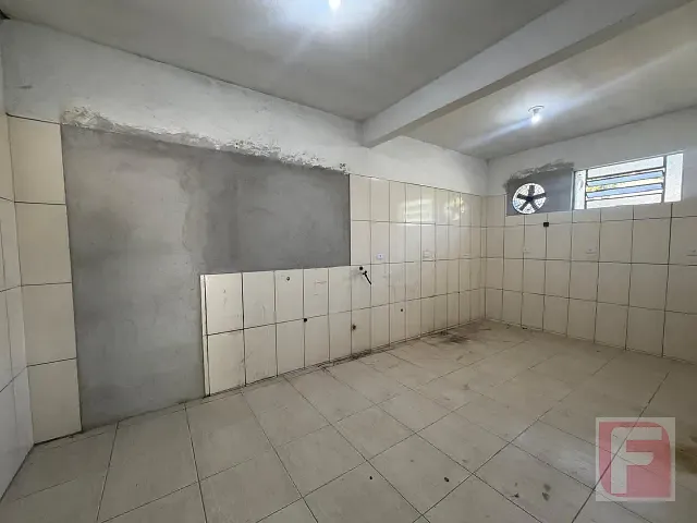 Sala para alugar, no bairro Saí Mirim em Itapoá