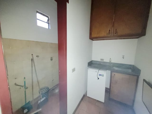 Sala com 46m², para alugar, no bairro Piratininga em Niterói