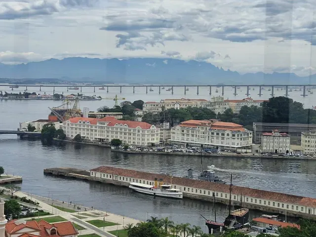 Sala com 152m², à venda ou para alugar, no bairro Centro em Rio de Janeiro