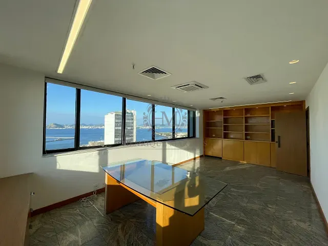 Sala com 152m², à venda ou para alugar, no bairro Centro em Rio de Janeiro