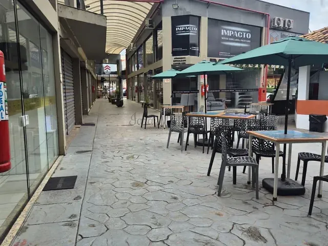 Sala com 33m², à venda, no bairro Jardim da Glória em Cotia