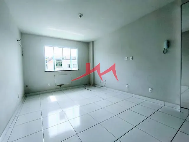 Sala com 20m², à venda, no bairro Manilha em Itaboraí