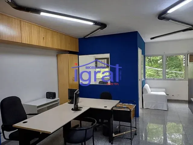 Sala à venda ou para alugar, no bairro Jardim Oriental em São Paulo