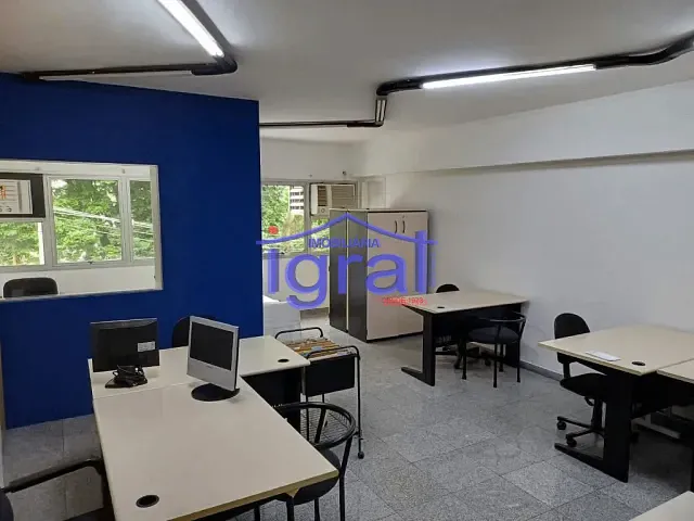 Sala à venda ou para alugar, no bairro Jardim Oriental em São Paulo