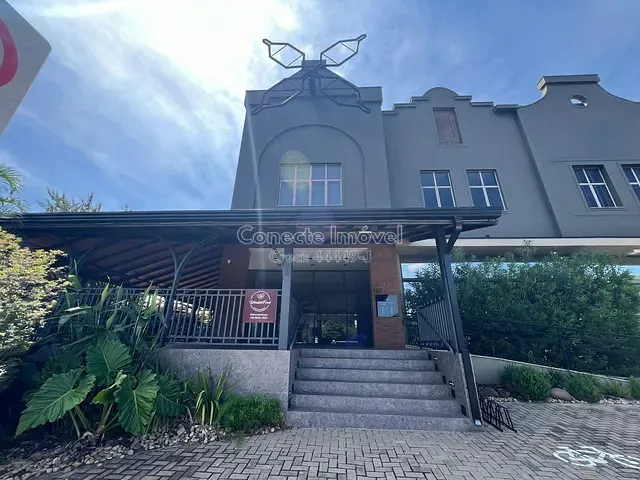 Sala para alugar, no bairro Centro em Holambra