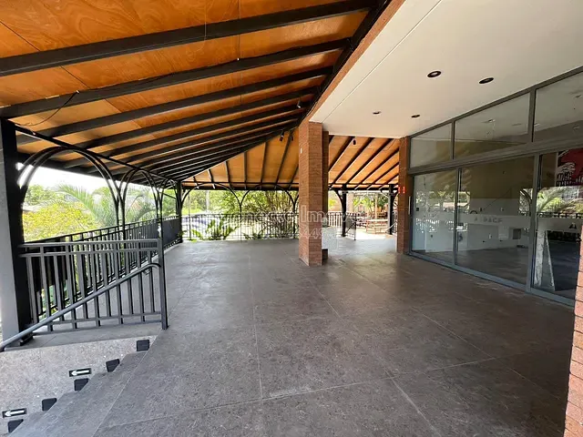 Sala para alugar, no bairro Centro em Holambra