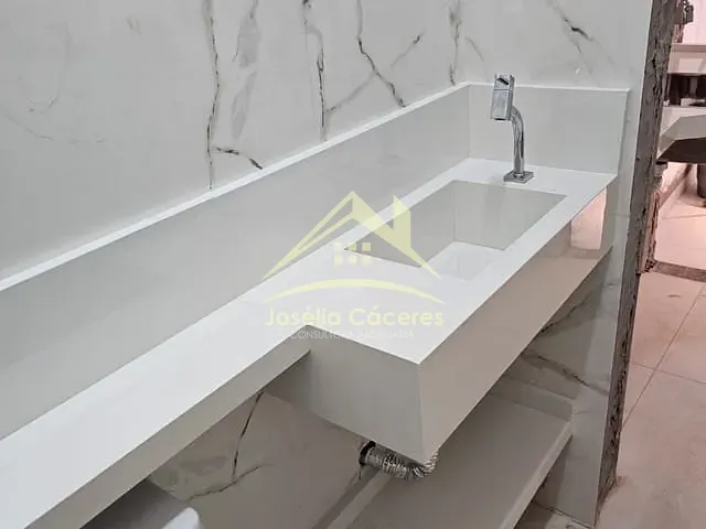 Sala para alugar, no bairro Duque de Caxias em Cuiabá