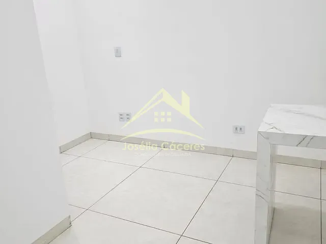 Sala para alugar, no bairro Duque de Caxias em Cuiabá