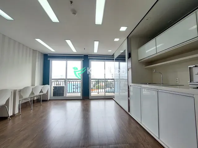Sala para alugar, no bairro Vila da Saúde em São Paulo