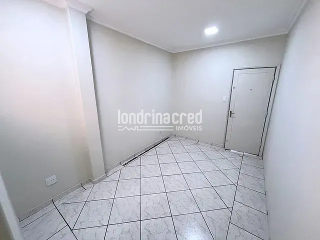 Sala com 84m², à venda, no bairro Centro em Londrina