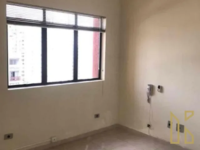 Sala com 75m², à venda, no bairro Centro em Londrina