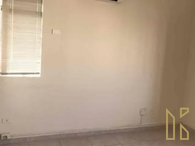 Sala com 75m², à venda, no bairro Centro em Londrina