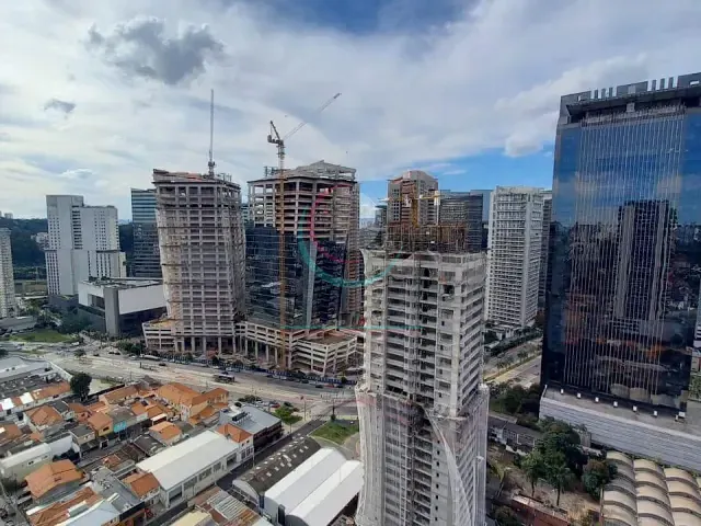 Sala à venda, no bairro Chácara Santo Antônio (Zona Sul) em São Paulo