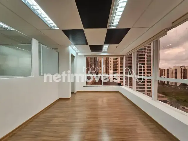 Sala à venda ou para alugar, no bairro Norte (Águas Claras) em Brasília