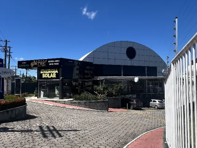 Sala com 42m², à venda, no bairro Flores em Manaus