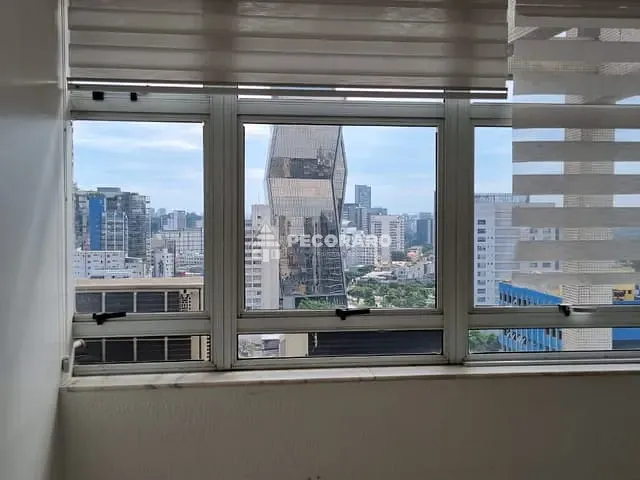 Sala com 101m², à venda, no bairro Pinheiros em São Paulo