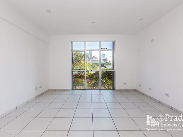 Sala à venda, no bairro Centro em Curitiba
