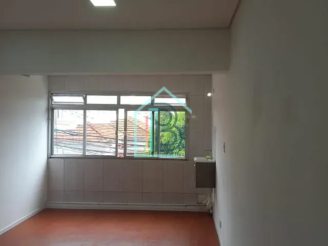 Sala com 36m², para alugar, no bairro Vila das Palmeiras em Guarulhos