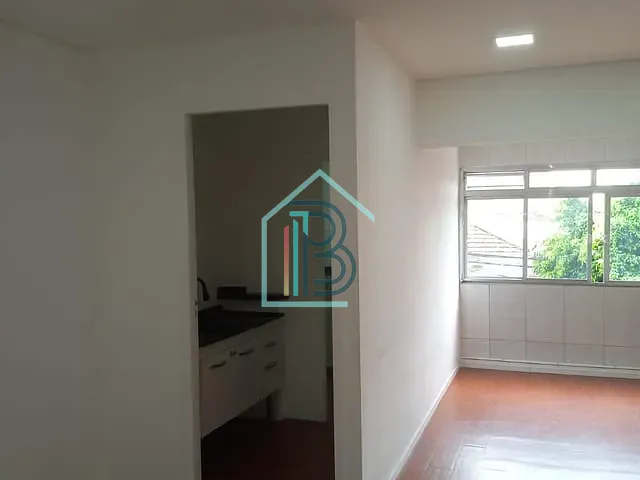 Sala com 36m², para alugar, no bairro Vila das Palmeiras em Guarulhos