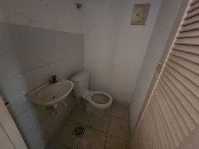 Sala com 50m², para alugar, no bairro Centro em Cabo Frio