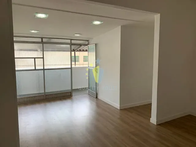 Sala à venda, no bairro Méier em Rio de Janeiro