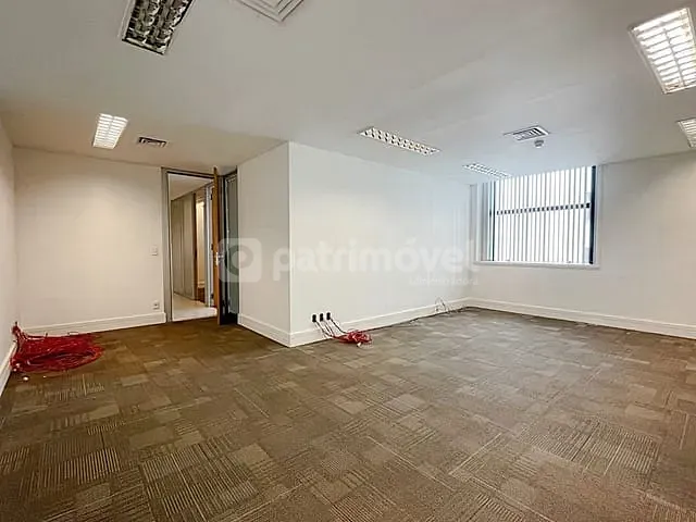 Sala com 268m², para alugar, no bairro Centro em Rio de Janeiro