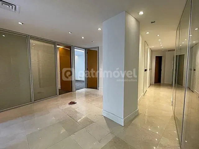 Sala com 268m², para alugar, no bairro Centro em Rio de Janeiro