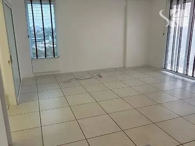 Sala para alugar, no bairro Parque Campolim em Sorocaba