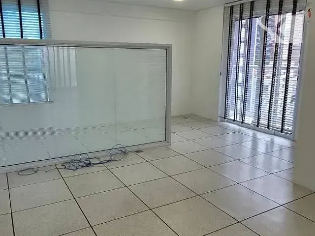 Sala para alugar, no bairro Parque Campolim em Sorocaba