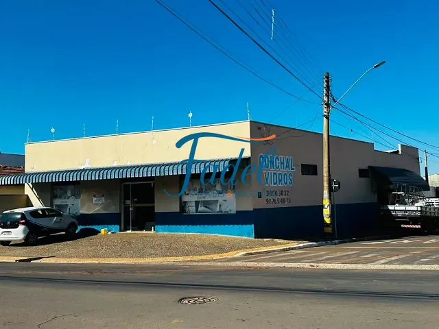 Sala à venda, no bairro Centro em Conchal