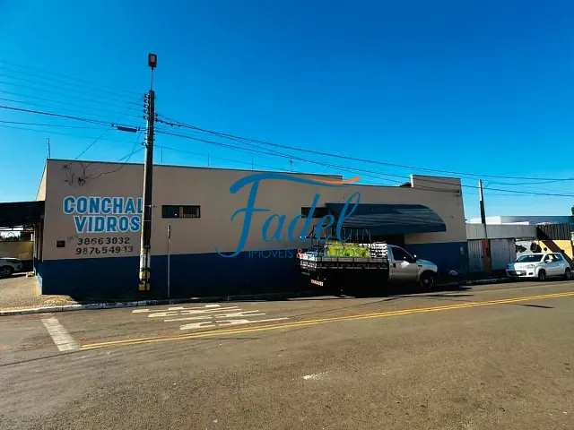 Sala à venda, no bairro Centro em Conchal