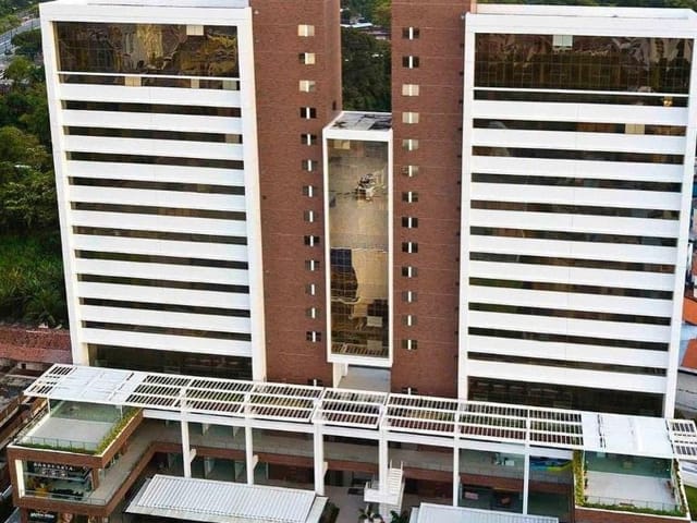 Foto do Sala - Sala para alugar na melhor região dos Bancários, possui de 32 m²  a 40 m² com 01 vaga de garagem. O empresarial dispõe de 06 elevadores e segurança 24 horas. | Shopping Imóveis