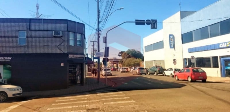 https://static.arboimoveis.com.br/SA0005_SLTI/sala-comercial-no-centro-de-campo-largo1627672903092ygrba.jpg