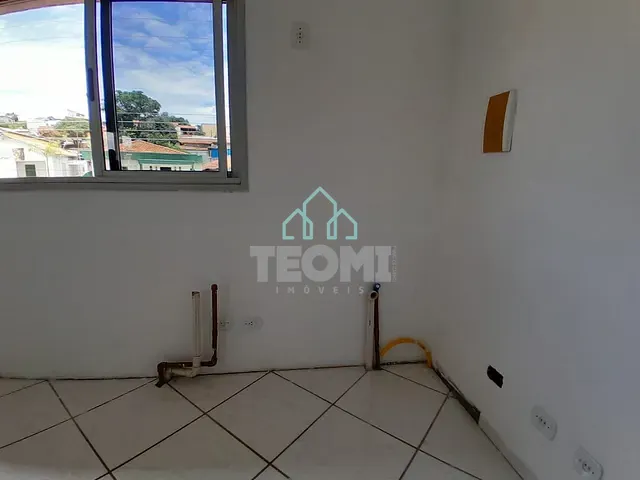 Sala com 20m², para alugar, no bairro Jardim Baronesa em Taubaté
