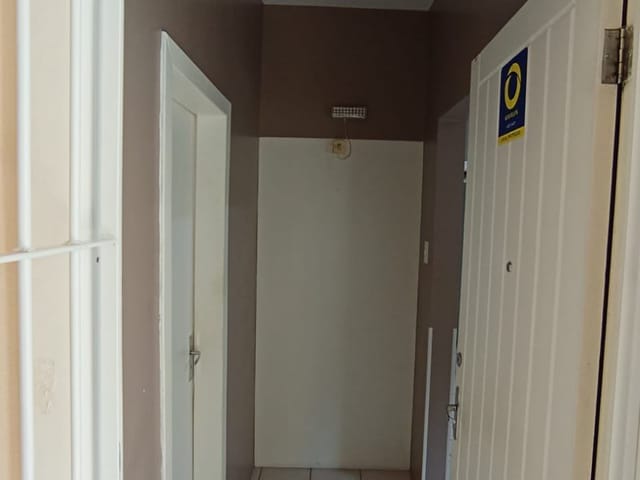 Sala com 102m², para alugar, no bairro Centro em Florianópolis