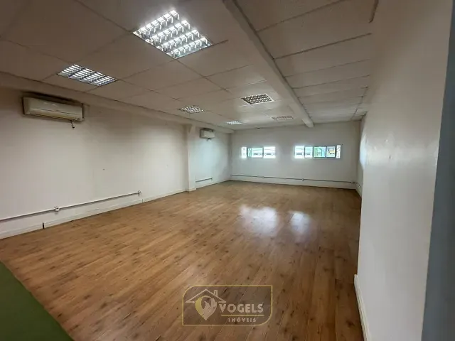 Sala com 340m², para alugar, no bairro Borda da Mata em Jaguariúna