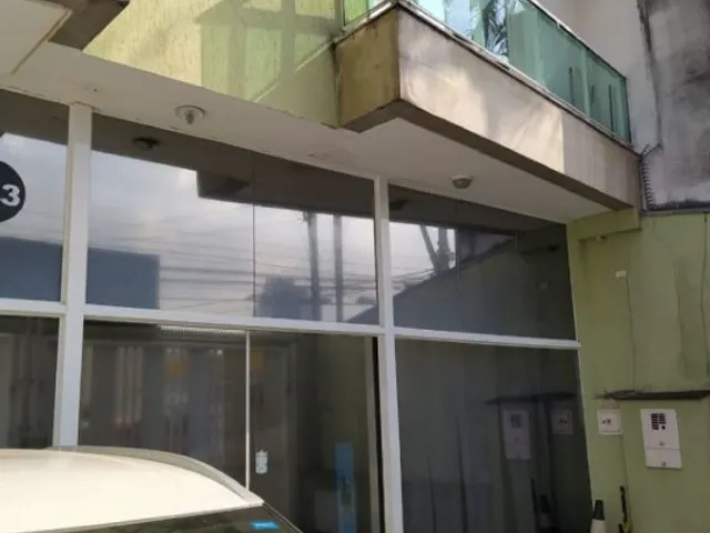 Sala à venda, no bairro Vila Gilda em Santo André