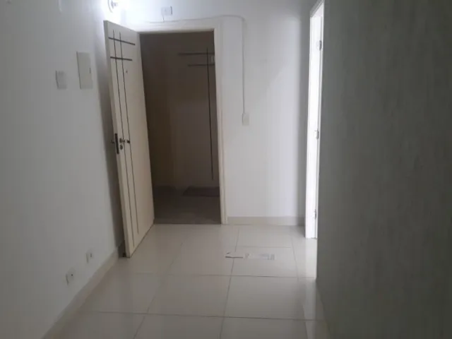 Sala à venda, no bairro Vila Gilda em Santo André