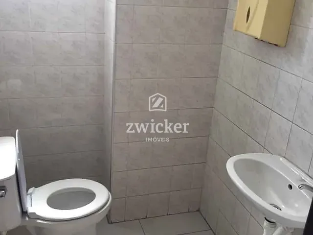 Sala com 80m², à venda ou para alugar, no bairro Centro em Bauru