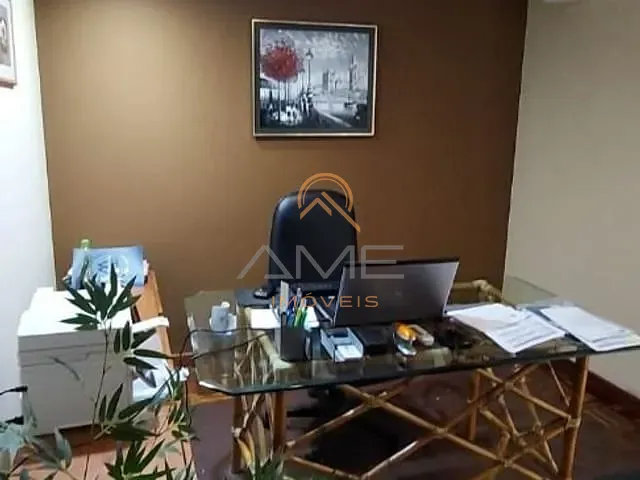 Sala à venda, no bairro Centro em Pelotas
